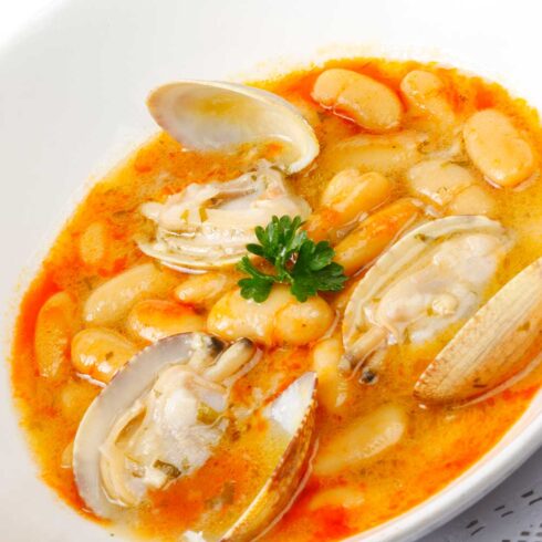 fabas con almejas La Pondala